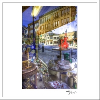 In-Through-the-Looking-Glass-Montreal-13