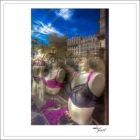 In-Through-the-Looking-Glass-Paris-03