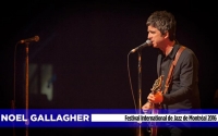 noel gallagher banner show