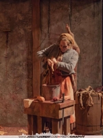 The Gut Girls 1-0016