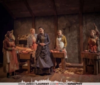 The Gut Girls 1-0156