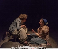 The Gut Girls 1-0381