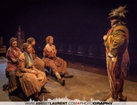 The Gut Girls 1-0553