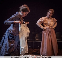 The Gut Girls 1-0588