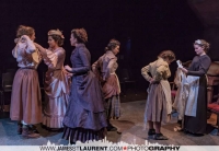 The Gut Girls 1-0784