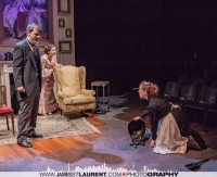 The Gut Girls 1-0974