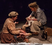 The Gut Girls 2-0356